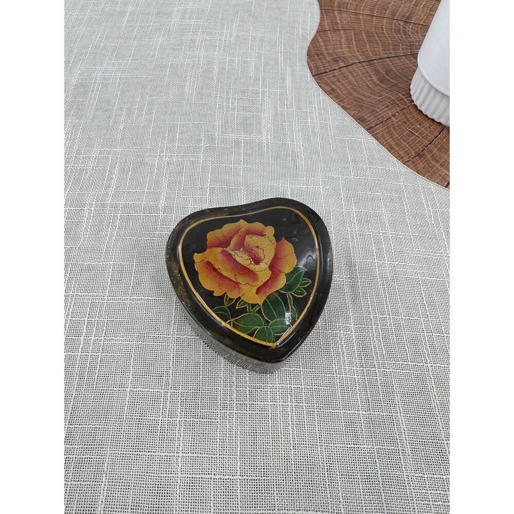 Vintage Hand Painted Heart Shaped Floral Lacquer Trinket Jewelry Box